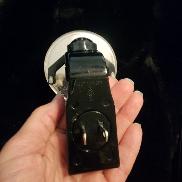 Bath & Bodyworks Purple Crystals Crystal Ball Wallflower 💜 Limited Edition - Picture 4 of 4